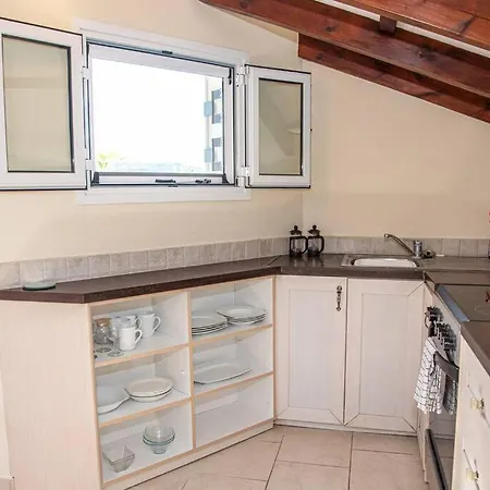 Apartment Mearbeck House Penthouse, Agios Nikolaos, Petriti, Notos Agios Nikolaos (Corfu)