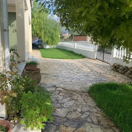 Mearbeck House Penthouse, Agios Nikolaos, Petriti, Notos *