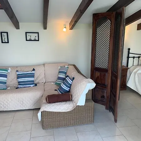 Mearbeck House Penthouse, Agios Nikolaos, Petriti, Notos *