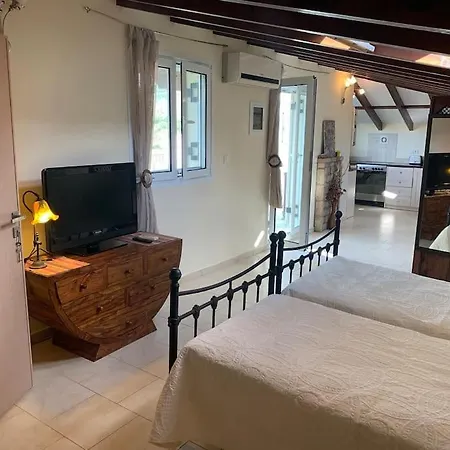 Mearbeck House Penthouse, Agios Nikolaos, Petriti, Notos *